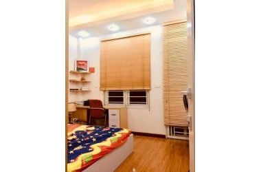 Hạ chào lần 1_ 100 triệu, Nhà Hoàng Văn Thái, 48m2, 5,5 tỷ, ô tô đỗ cửa.